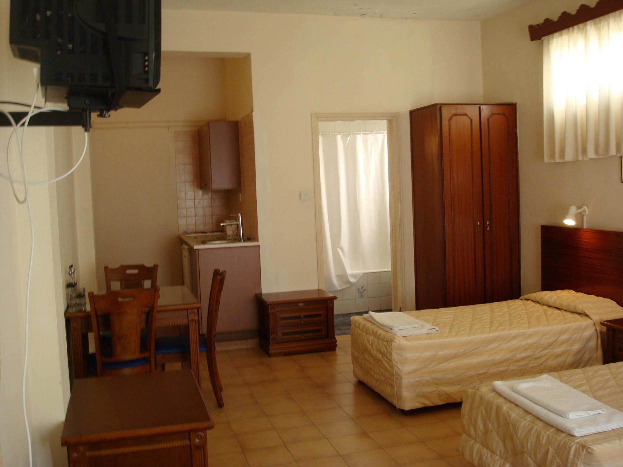 Отель Best Western Plus Larco Ларнака Экстерьер фото