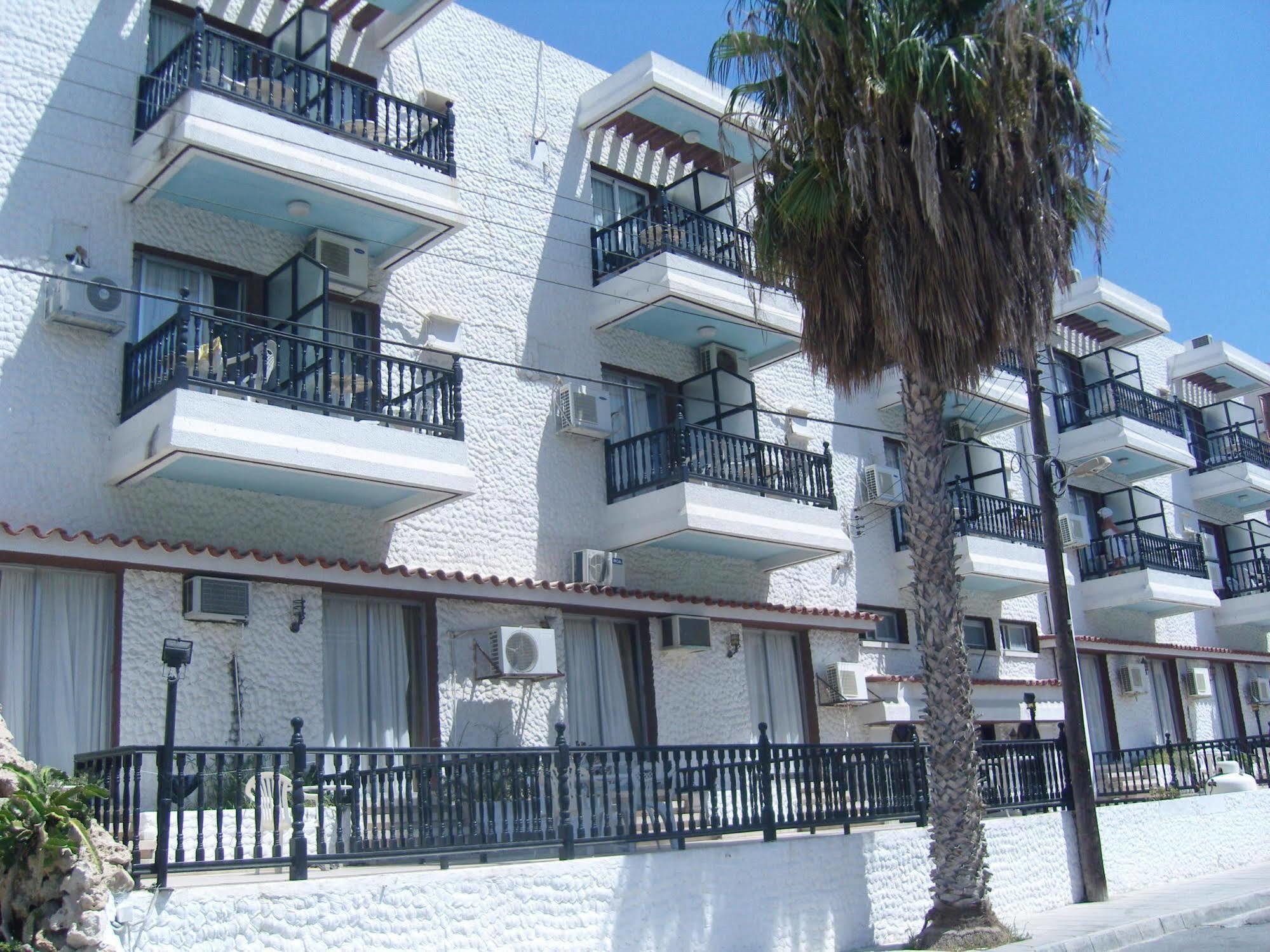 Отель Best Western Plus Larco Ларнака Экстерьер фото