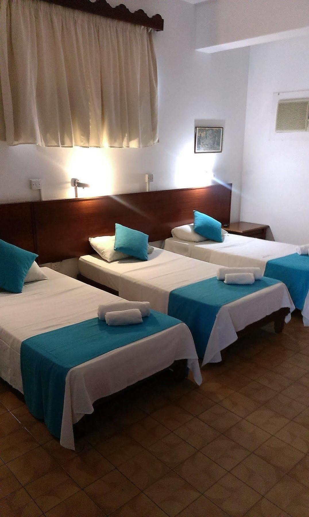 Отель Best Western Plus Larco Ларнака Экстерьер фото
